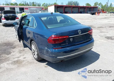 2018 Volkswagen Passat 2.0T Se из США, поврежденный, VIN 1VWBA7A33JC041386
